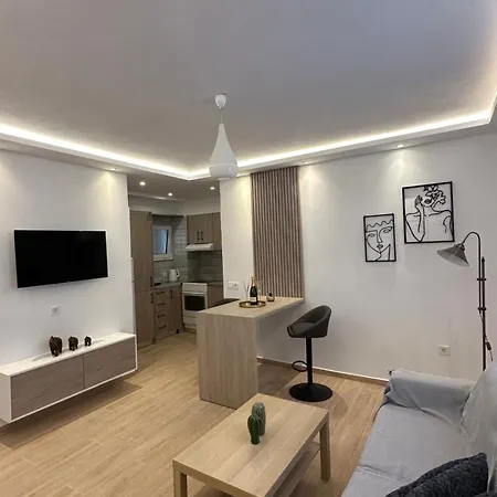 Hella Apartment